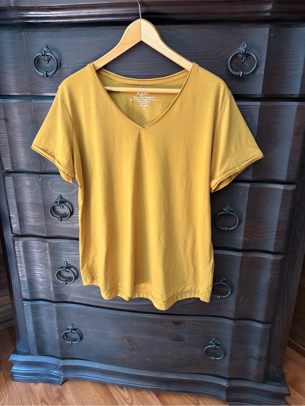 Kuhl Women’s Short Sleeve Tee, Size XL, Brand New Condition